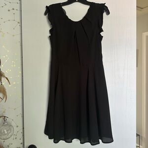 EXPRESS black dress with lace detail; Size: 8